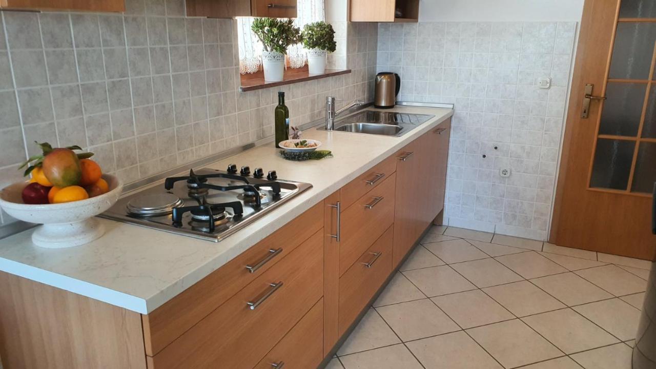 Goga Villa Zdrelac Luaran gambar