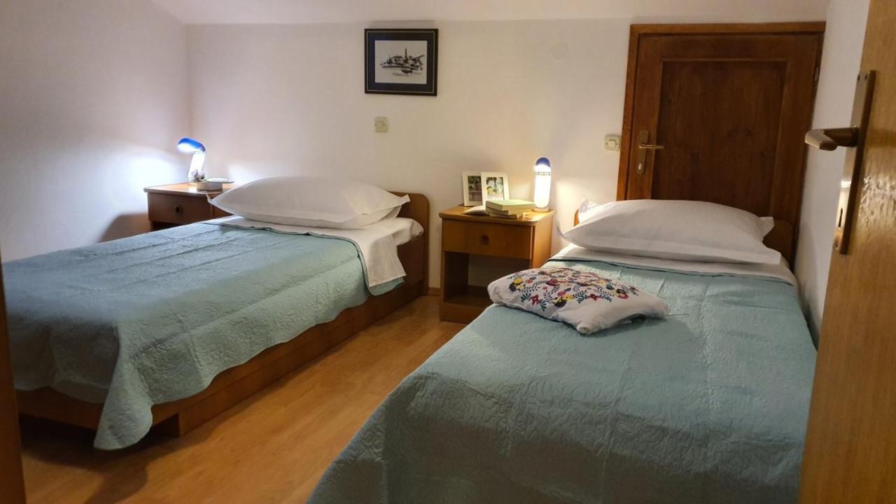 Goga Villa Zdrelac Luaran gambar